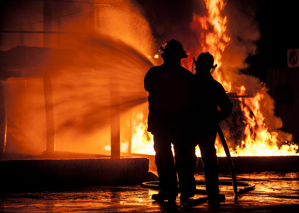 Muscatine man, dogs safely evacuated from house fire Tuesday