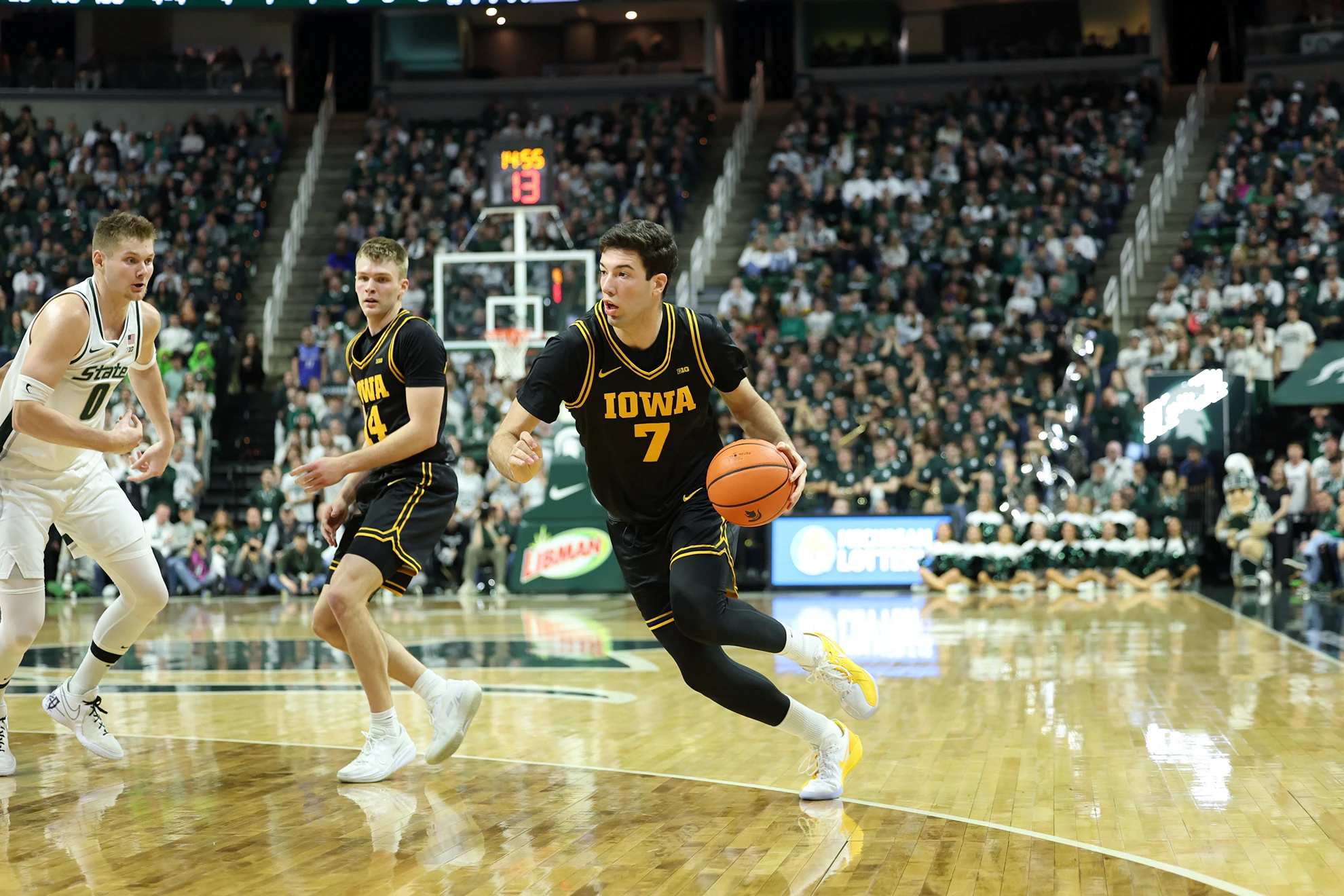 Hawkeyes Fall At No. 7 Michigan State